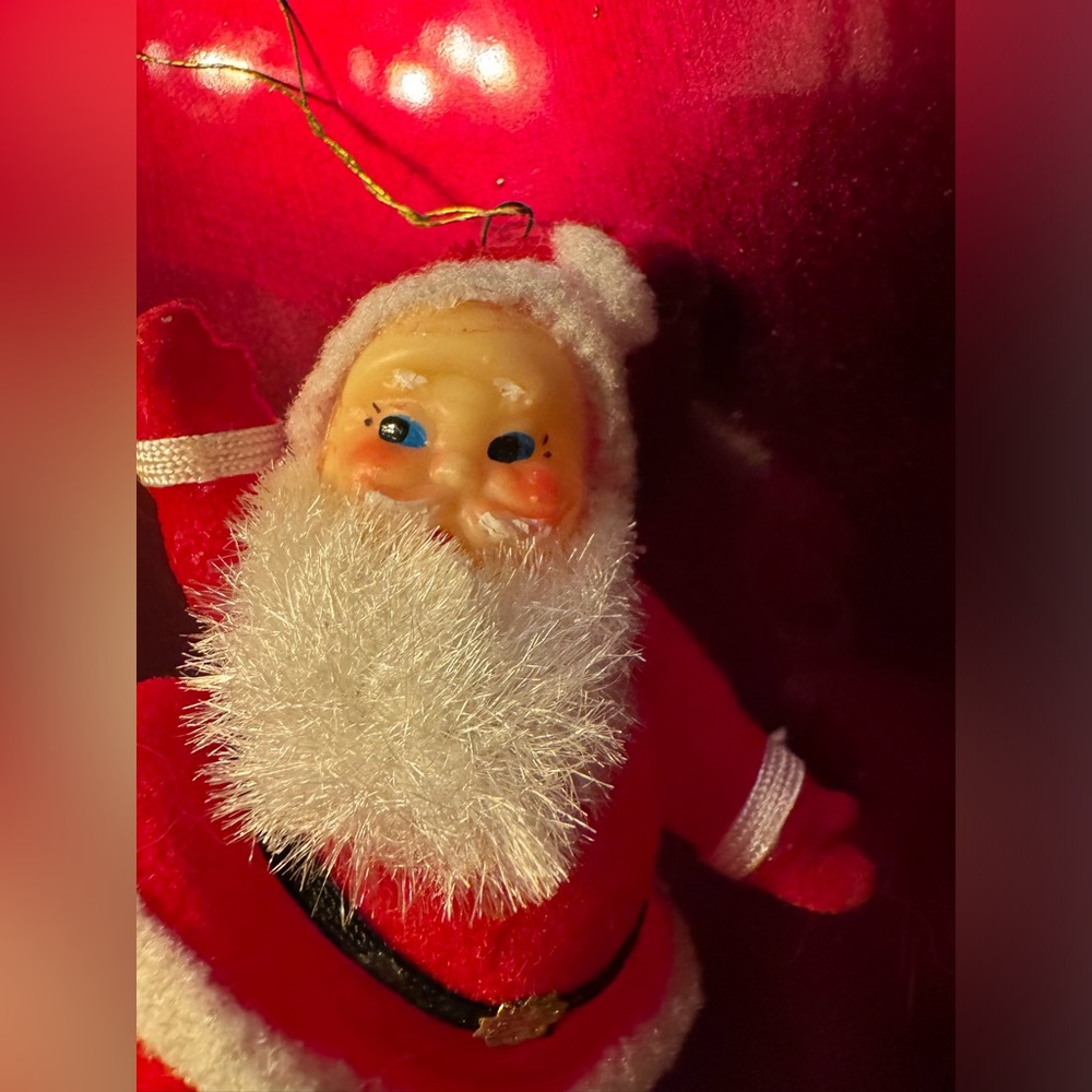 2 Vintage Santa ornaments made in Japan. - Picture 2 of 7